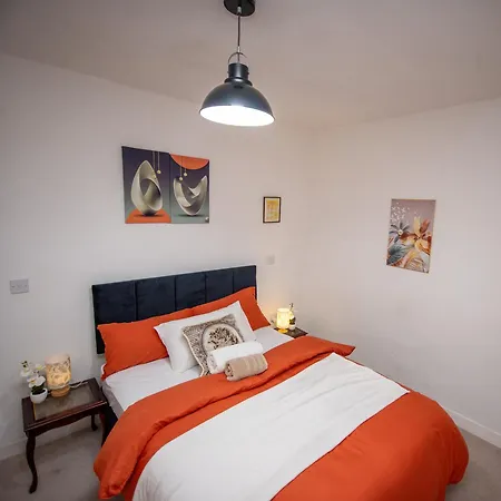 Modern 4 Bed Gillingham House, City Centre Exterior photo